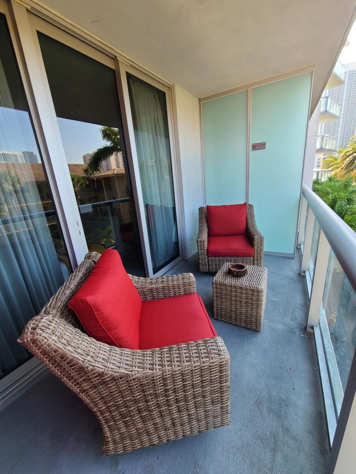 Beachwalk Resort & Condos Hallandale Beach Exterior foto