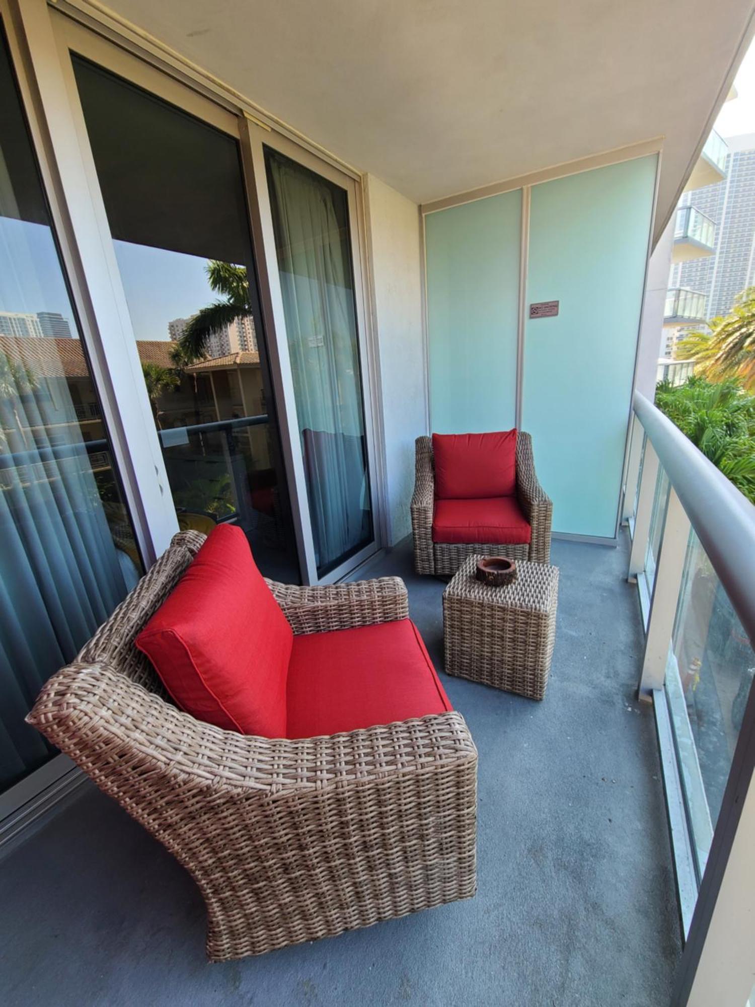Beachwalk Resort & Condos Hallandale Beach Exterior foto